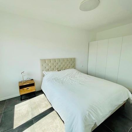 Large 1 Bedroom In Center With Terrace & Parking -67B ルクセンブルク エクステリア 写真