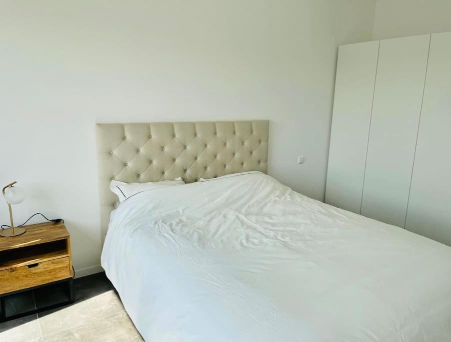 Large 1 Bedroom In Center With Terrace & Parking -67B ルクセンブルク エクステリア 写真